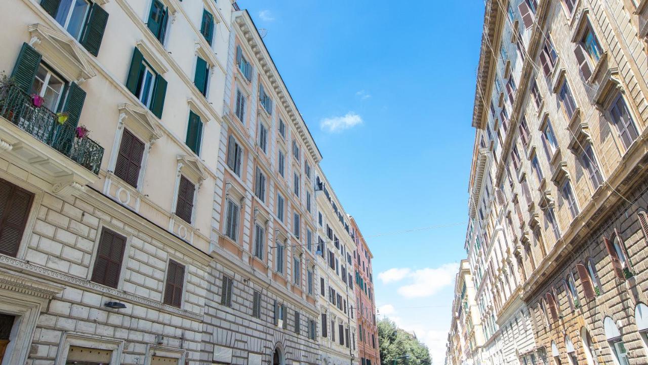 Trevi Colour- Rental In Rome Roma Exterior foto