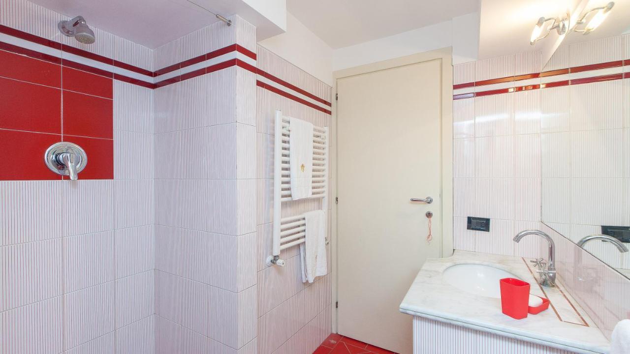 Trevi Colour- Rental In Rome Roma Exterior foto